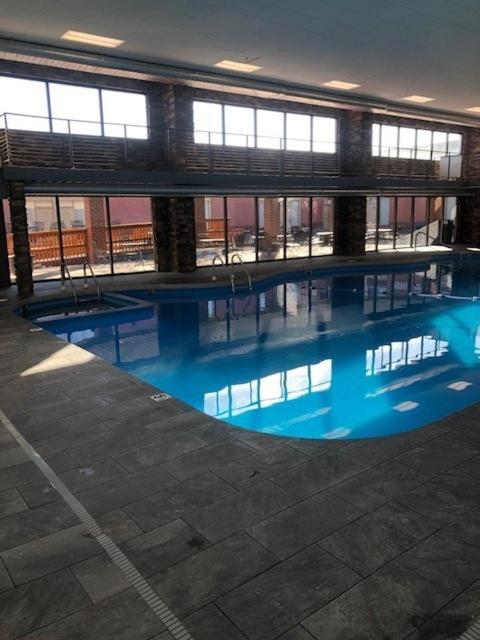 Boarders Inn & Suites By Cobblestone Hotels - גראנד איילנד מראה חיצוני תמונה