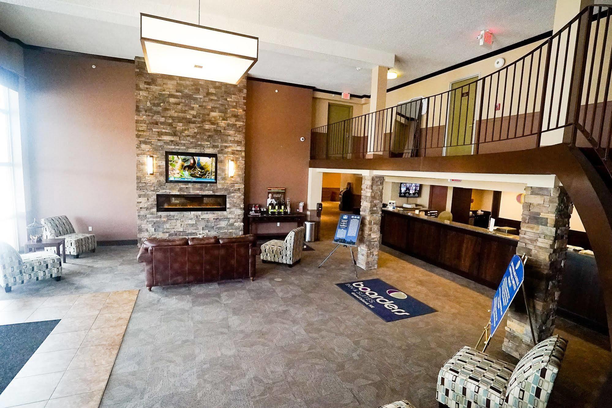 Boarders Inn & Suites By Cobblestone Hotels - גראנד איילנד מראה חיצוני תמונה
